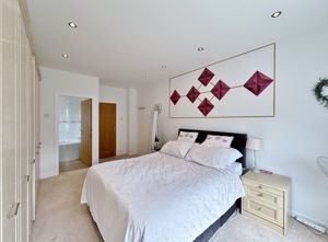 Photo 32- click for photo gallery